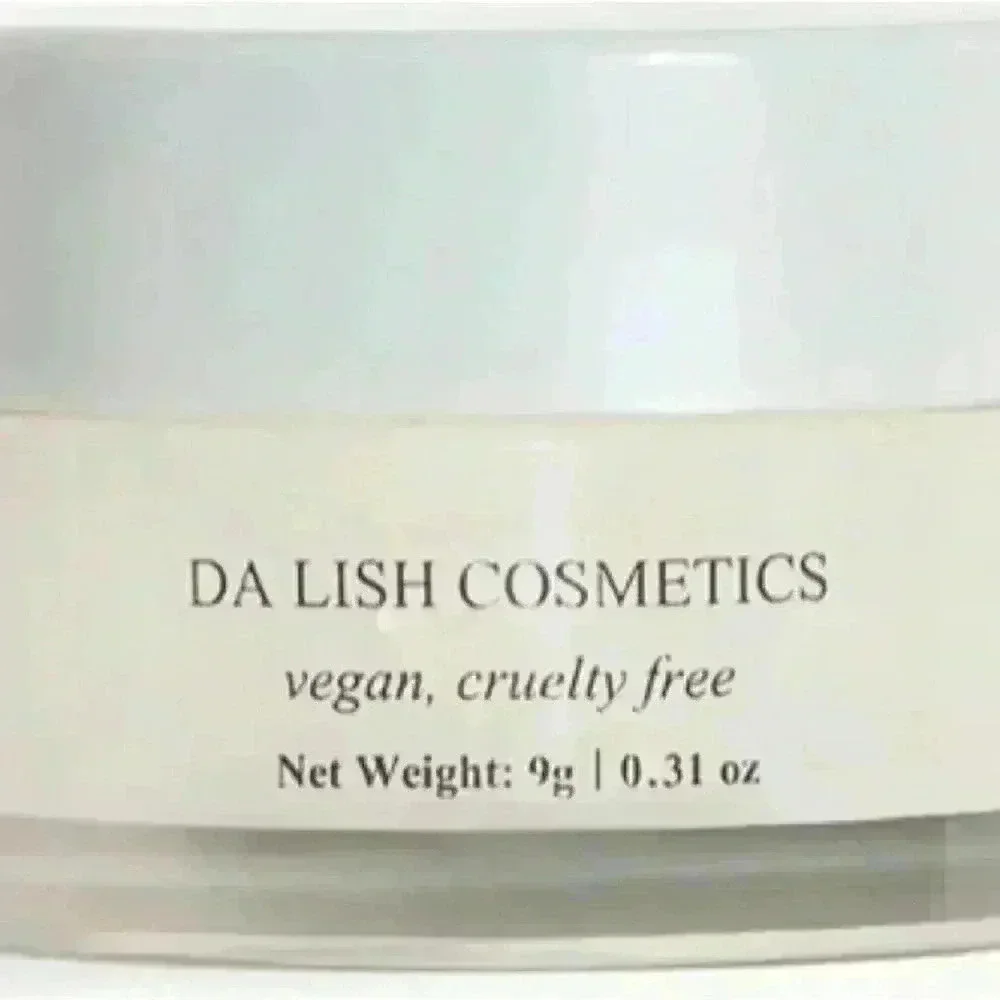 Da Lish exfoliating Lip Scrub. NIB